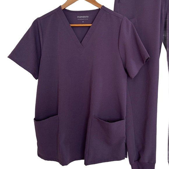 #16 MANDALA ~ Eggplant Purple Short Sleeve Drawstring Waist Scrub Set size M - Picture 4 of 10